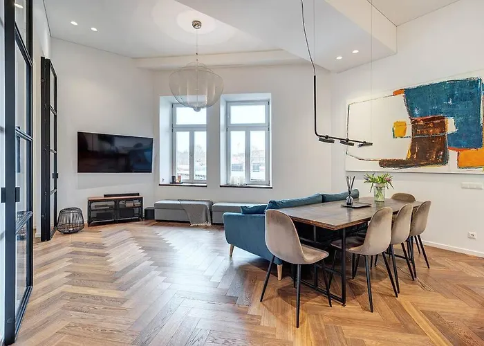 Boutique In Old Town