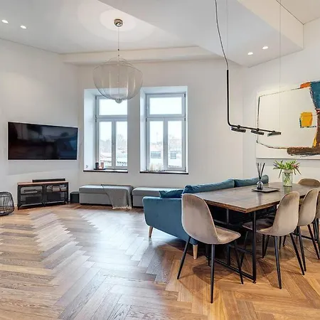 Boutique In Old Town