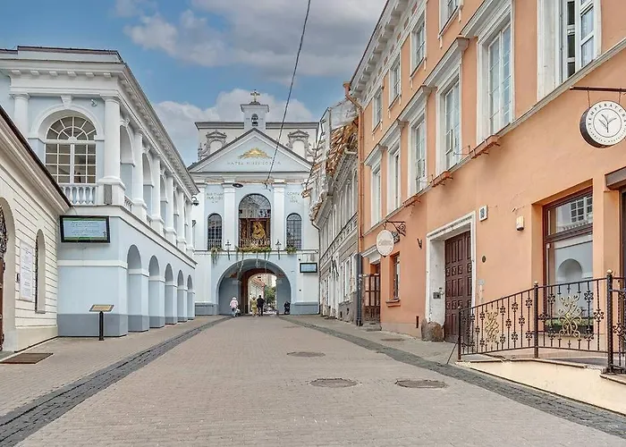 Boutique In Old Town *