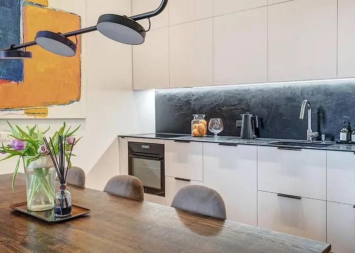 Boutique In Old Town *