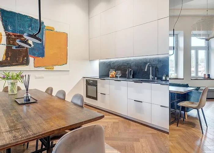 Boutique In Old Town *